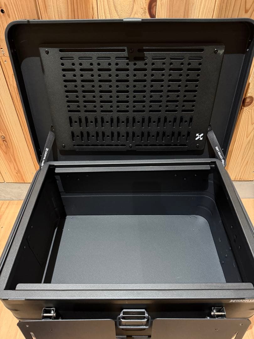 レア！CAMVIL（カンビル）アルミコンテナ コンテナボックス　カスタム