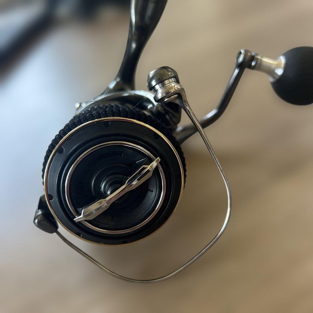 20TWIN POWER C5000XGスピニングリール