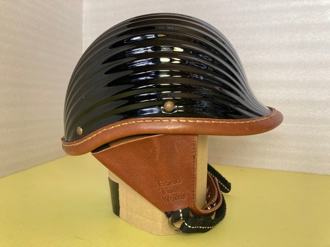 tt&co　旧型　レザートリム　ジョッキー　イヤーマフ 真鍮リベット　ハーレー