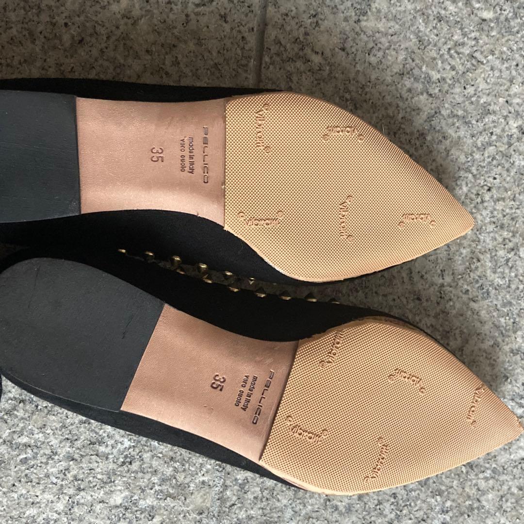 新品 スタッズ付きブラックフラットシューズ　ブラック　35 ヴァレンティノ