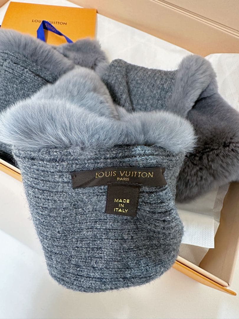 Louis Vuitton ラビットファーマフラー