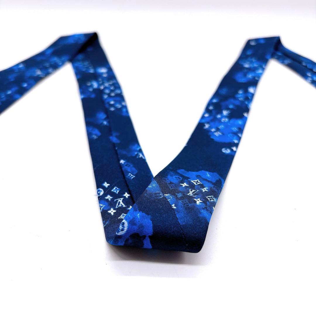 美品LOUIS VUITTON ネクタイ ネイビー モノグラム　ウォーターカラー