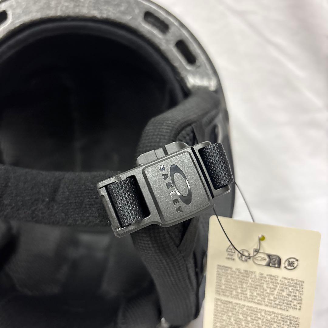 Oakley MOD1 PRO アジアンフィット　Mサイズ　ブラック