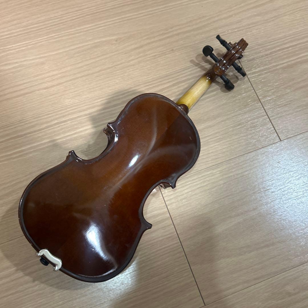 バイオリン　調律済み　弦、ケース付き
