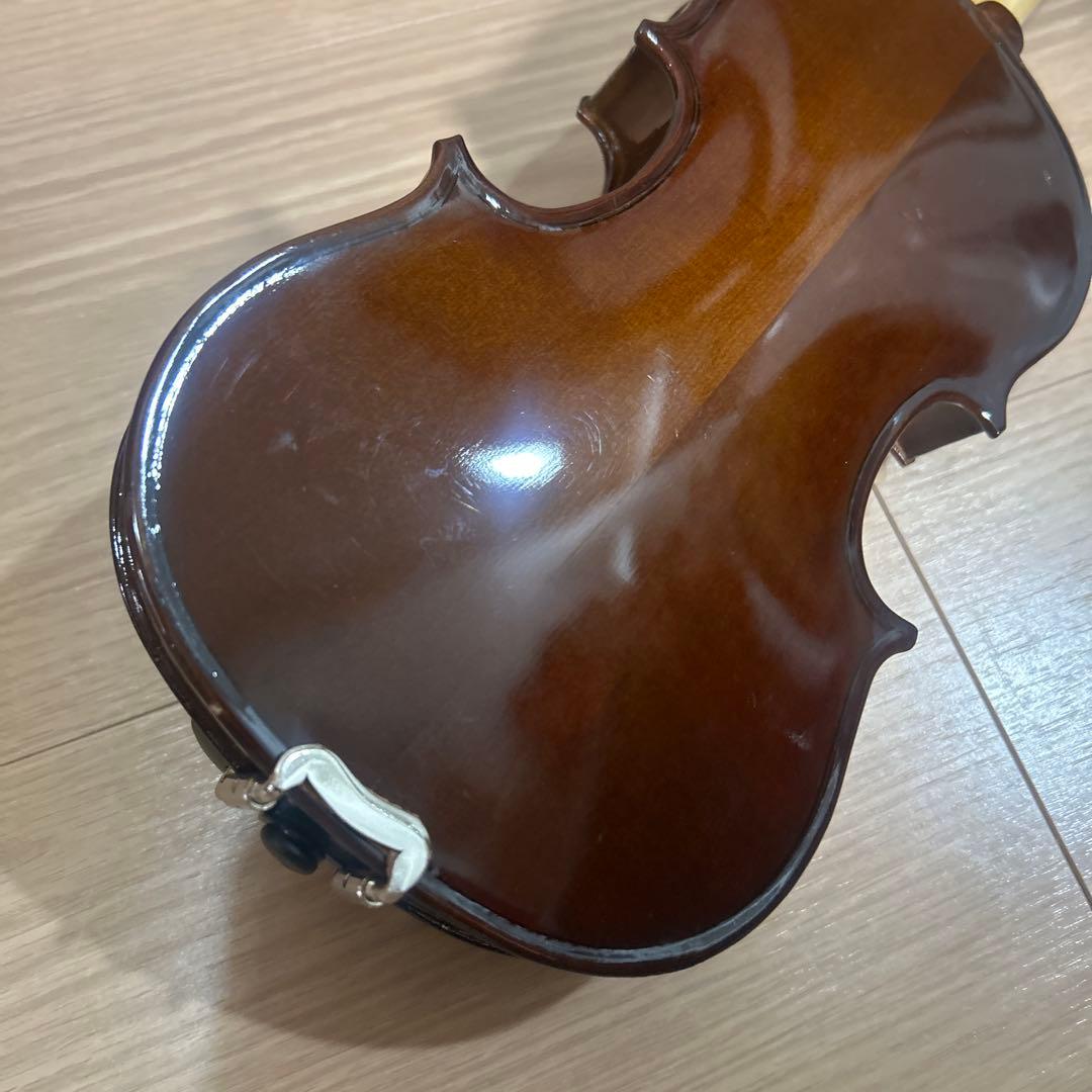 バイオリン　調律済み　弦、ケース付き