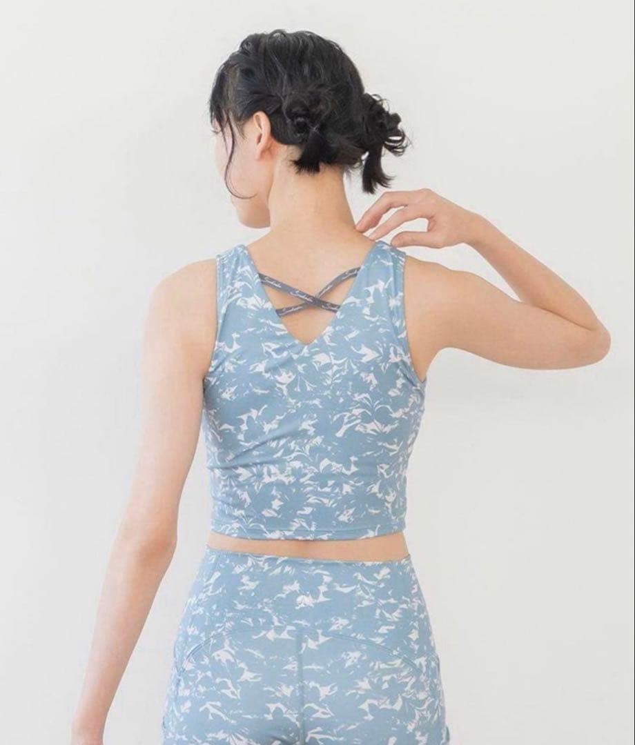 SUKALA アメリカンスリーブタンクトップ・トレンカレギンス 上下セット Ｌ