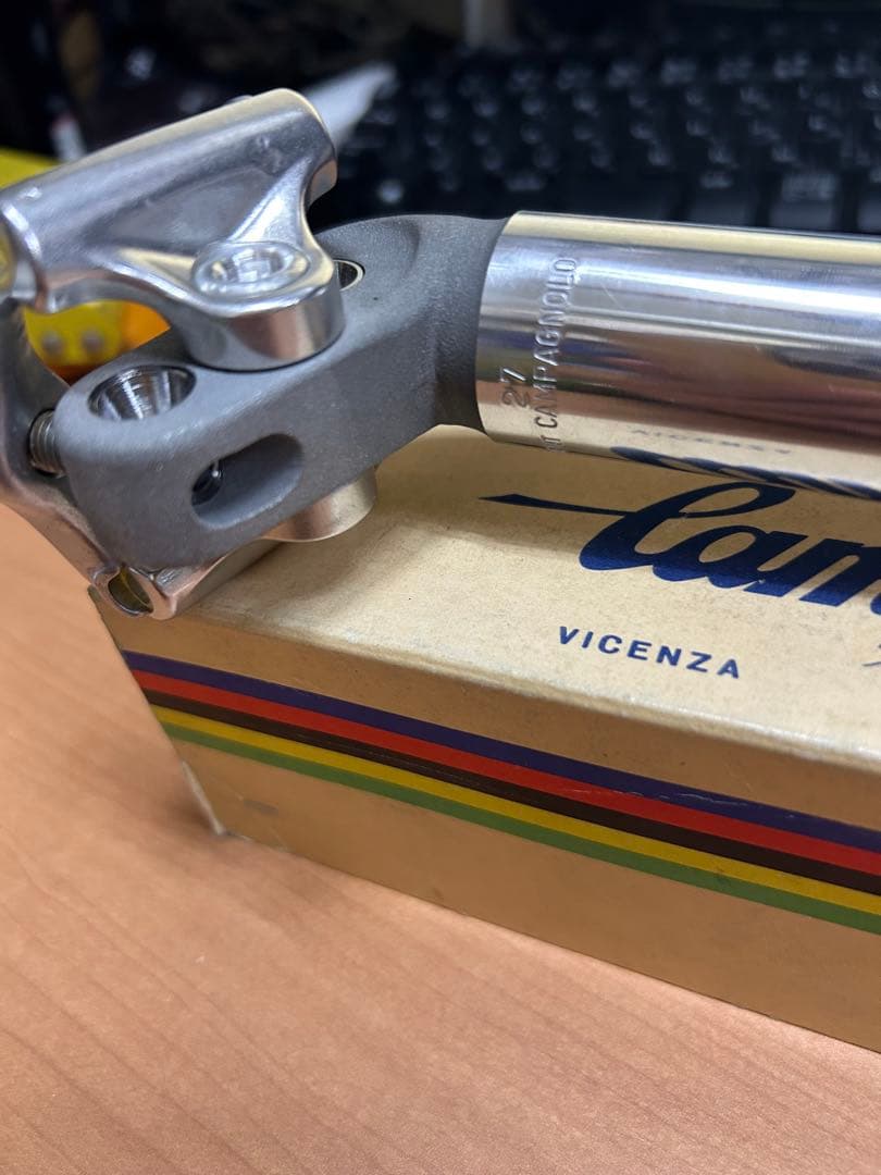 Campagnolo レコードシートポスト φ27.0の 2本締め 新品箱入り