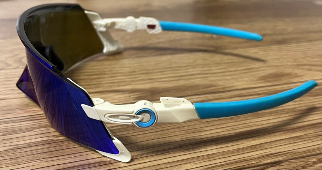 OAKLEY KATOモデル サングラス （ケース付き）