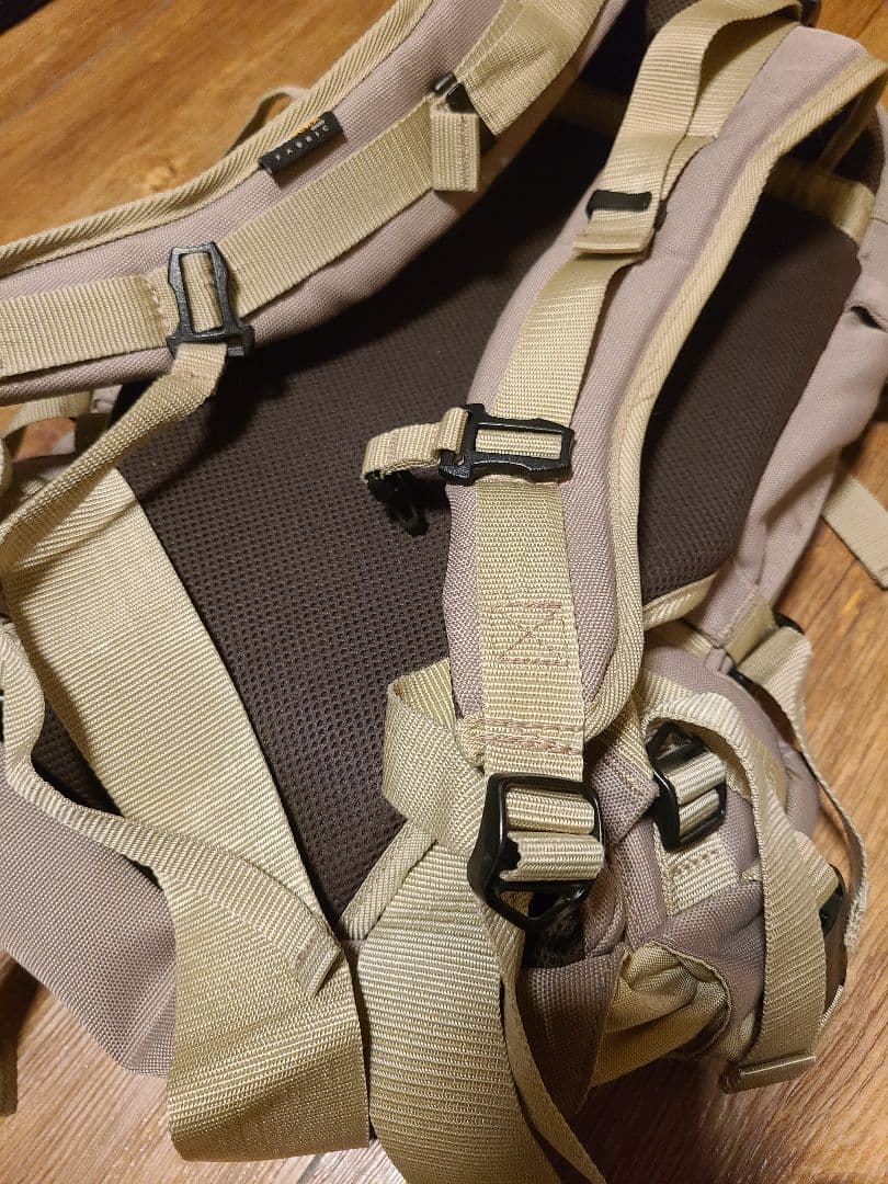 meanswhile バックパック&ウエストバッグ　ドッキング　訳あり