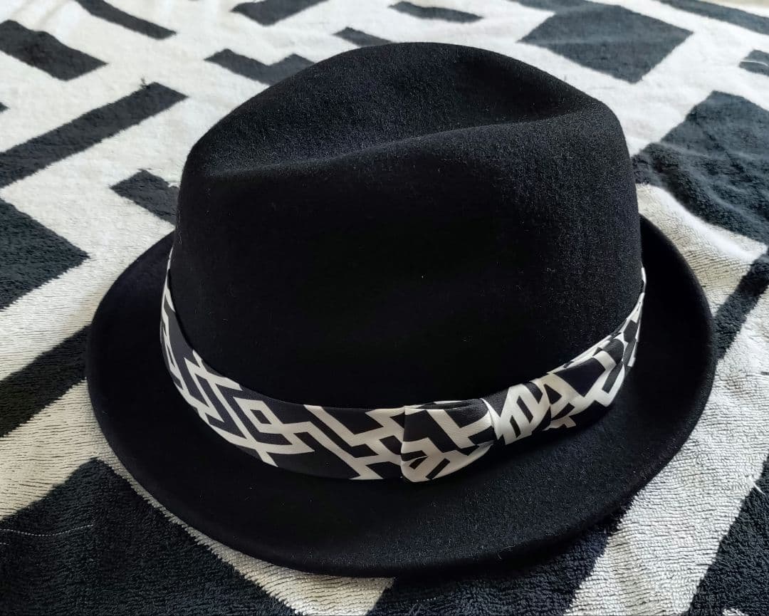 布袋寅泰 グッズ　ハット①