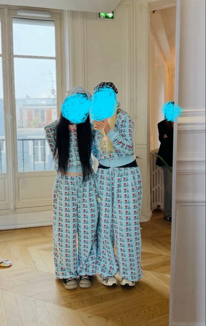 ASHLEY WILLIAMS I ♥︎ ME 水色　カジュアルパンツ