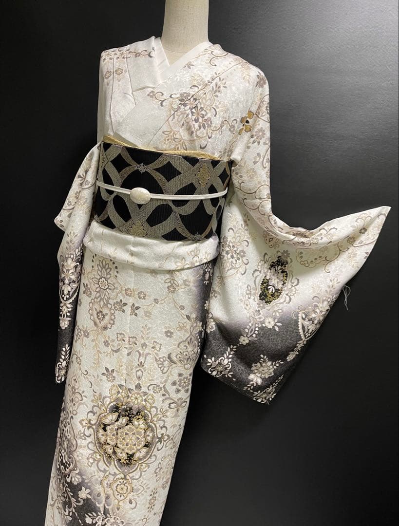 特選金彩訪問着【エキゾチック更紗唐花◆白×墨黒】銀通し煌めく紋意匠地