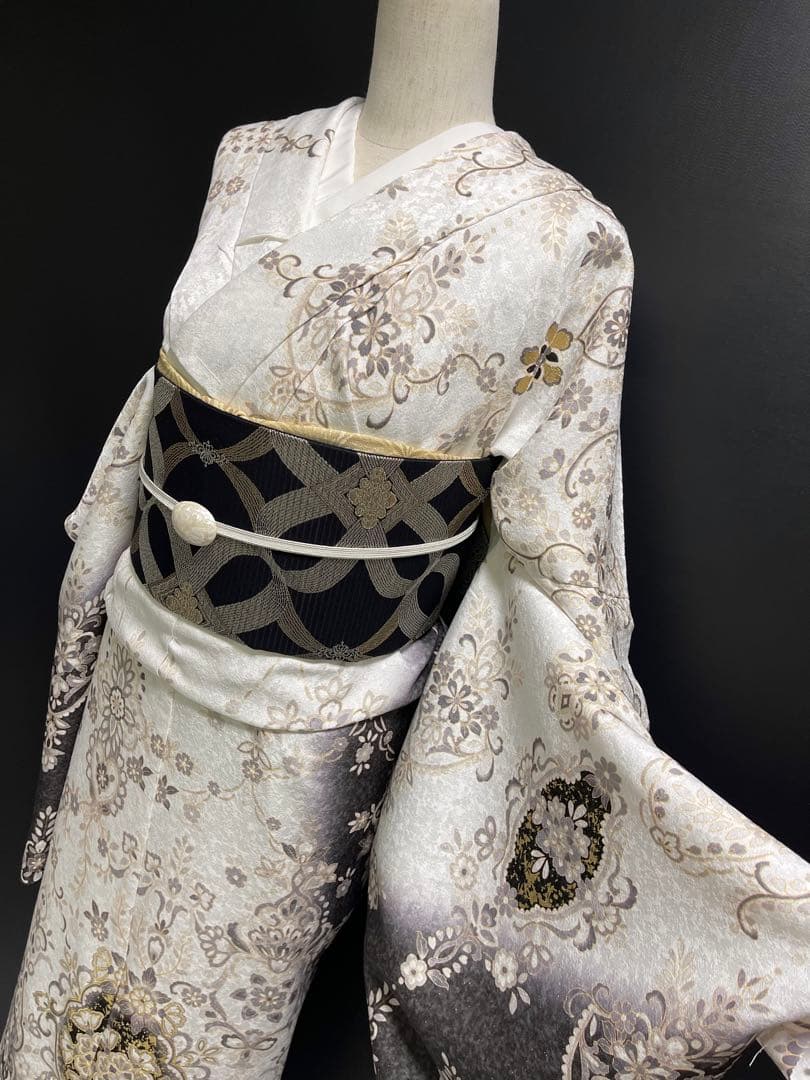 特選金彩訪問着【エキゾチック更紗唐花◆白×墨黒】銀通し煌めく紋意匠地