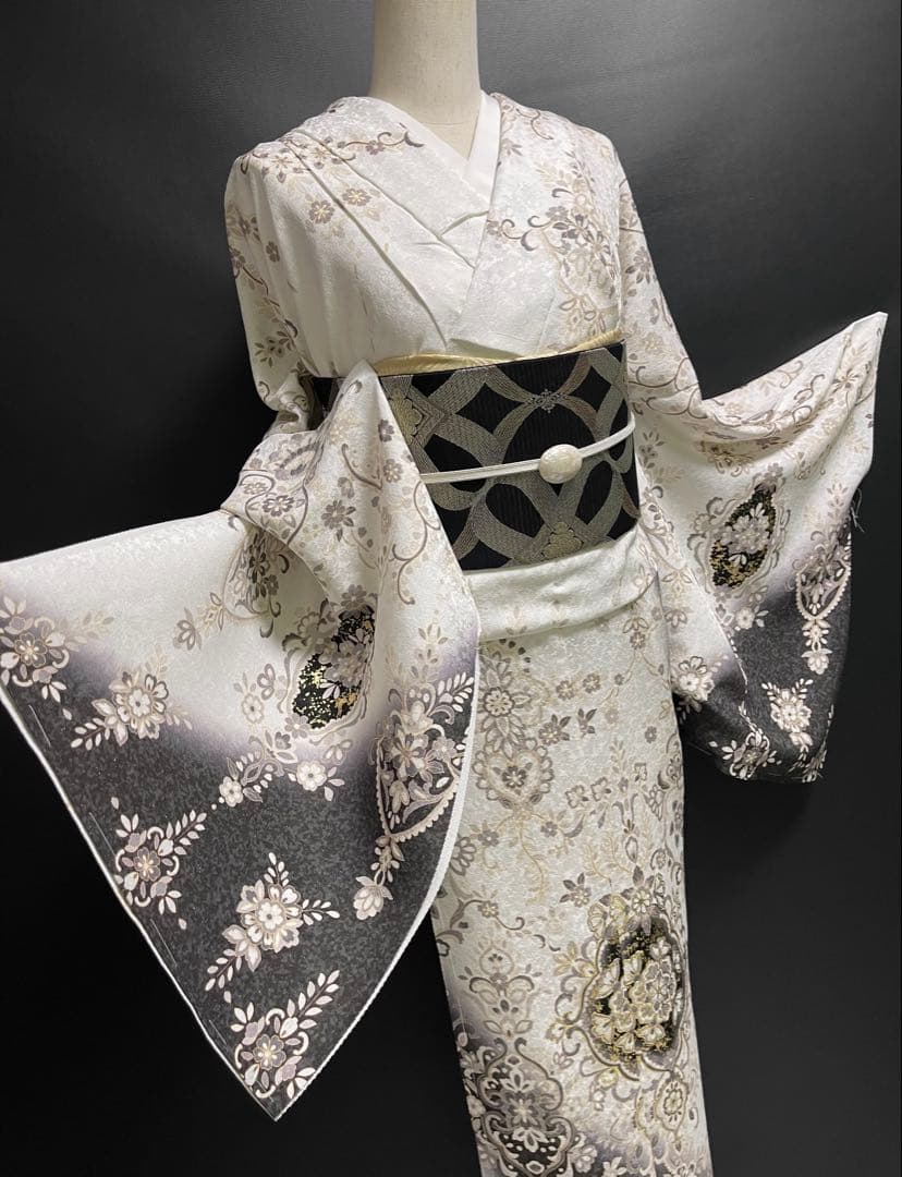 特選金彩訪問着【エキゾチック更紗唐花◆白×墨黒】銀通し煌めく紋意匠地