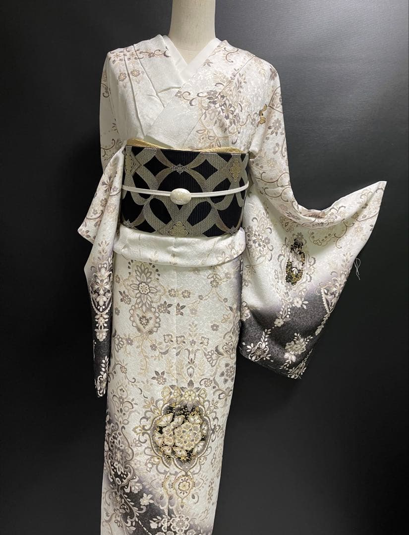 特選金彩訪問着【エキゾチック更紗唐花◆白×墨黒】銀通し煌めく紋意匠地