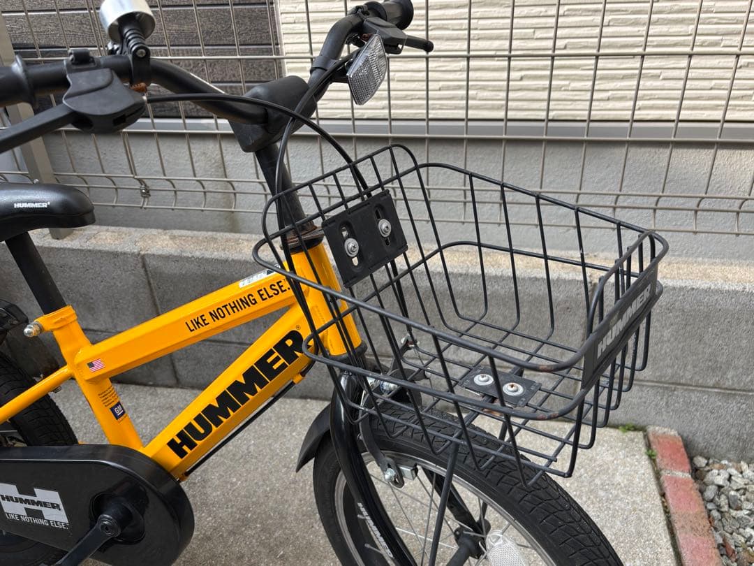 送料込み　HUMMER 子供用自転車 ジュニアサイズ 前バスケット付き16インチ