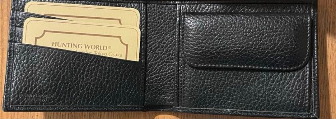 【ハンティングワールド 未使用 】二つ折り財布(小銭入付き) 310 ブラック