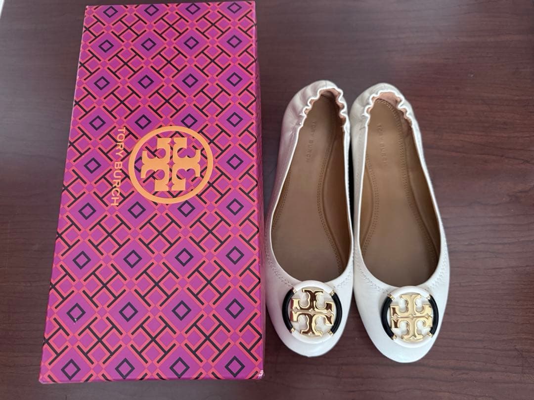 Tory Burch 箱あり 23.5cm