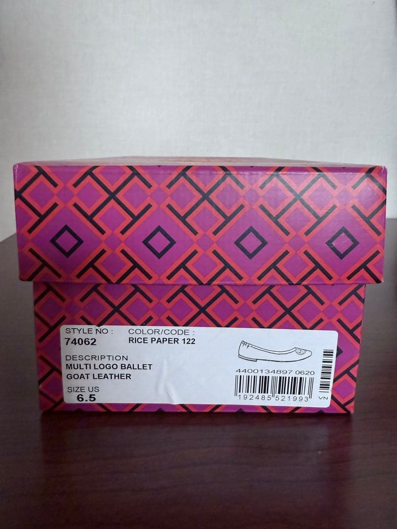 Tory Burch 箱あり 23.5cm