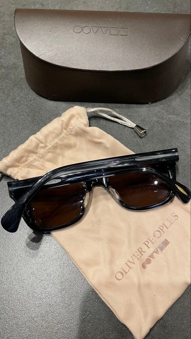 OLIVER PEOPLES サングラス ブラウンレンズ