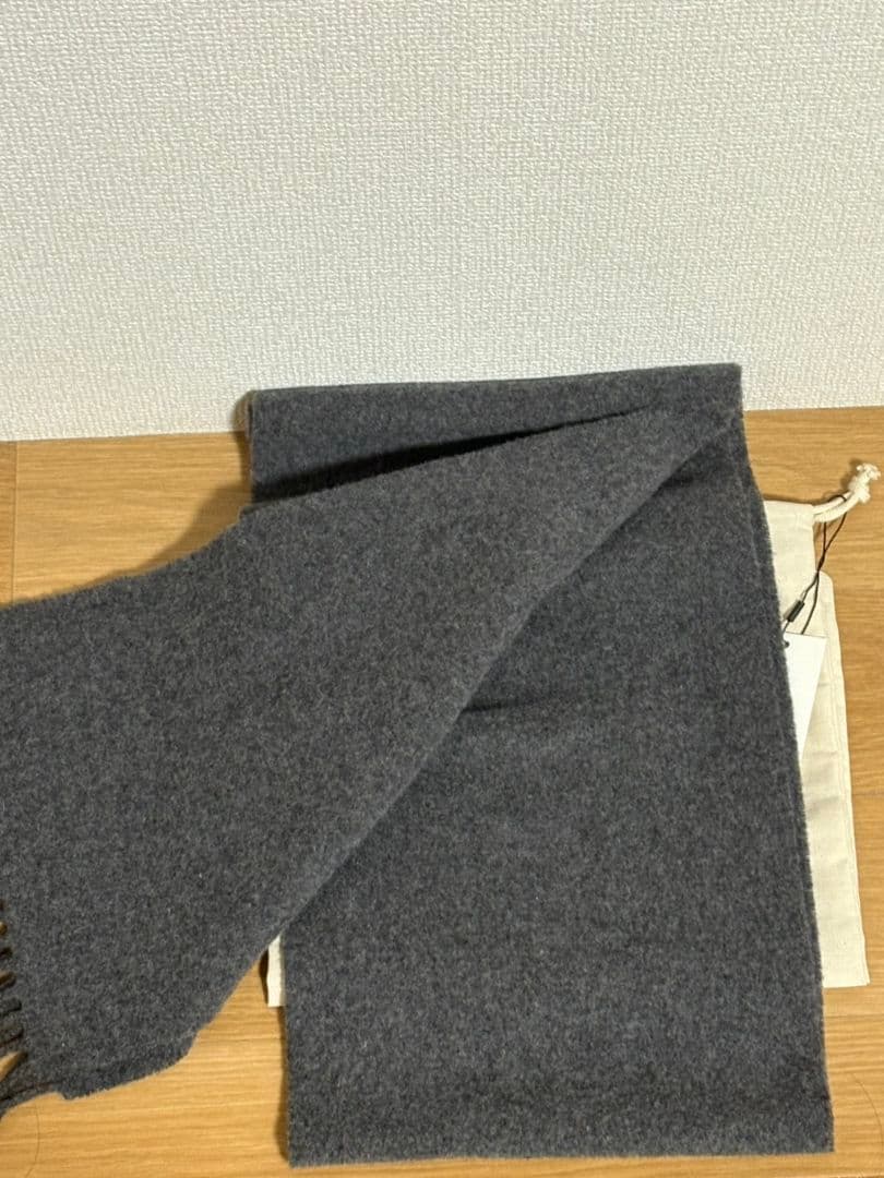 ami ウール グレー マフラー フリンジ付き
