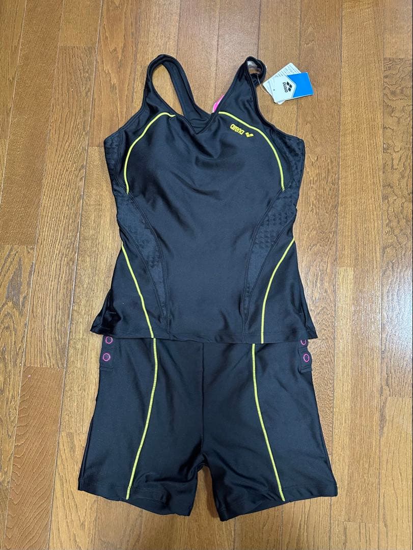 【新品未使用】arena スポーツ用水着 X0(15)