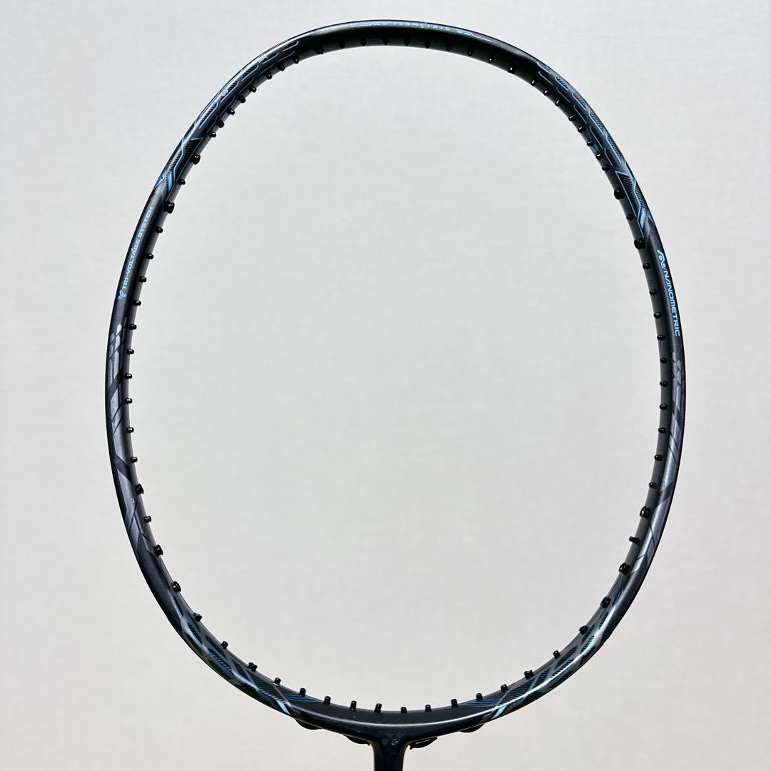 YONEX ヨネックス VOLTRIC ボルトリックZフォース2 Ⅱ 4UG5