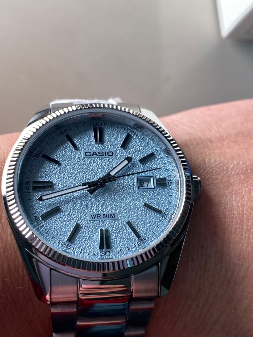 CASIO アイスブルー　メンズ