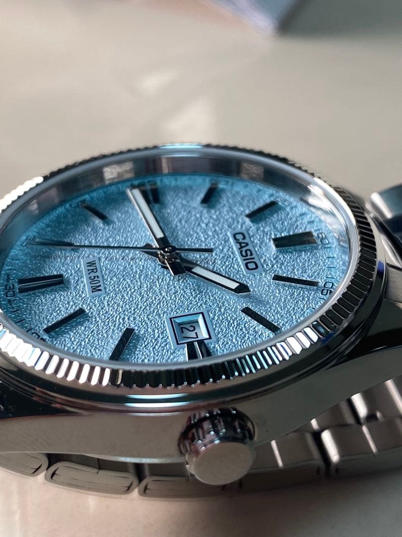 CASIO アイスブルー　メンズ