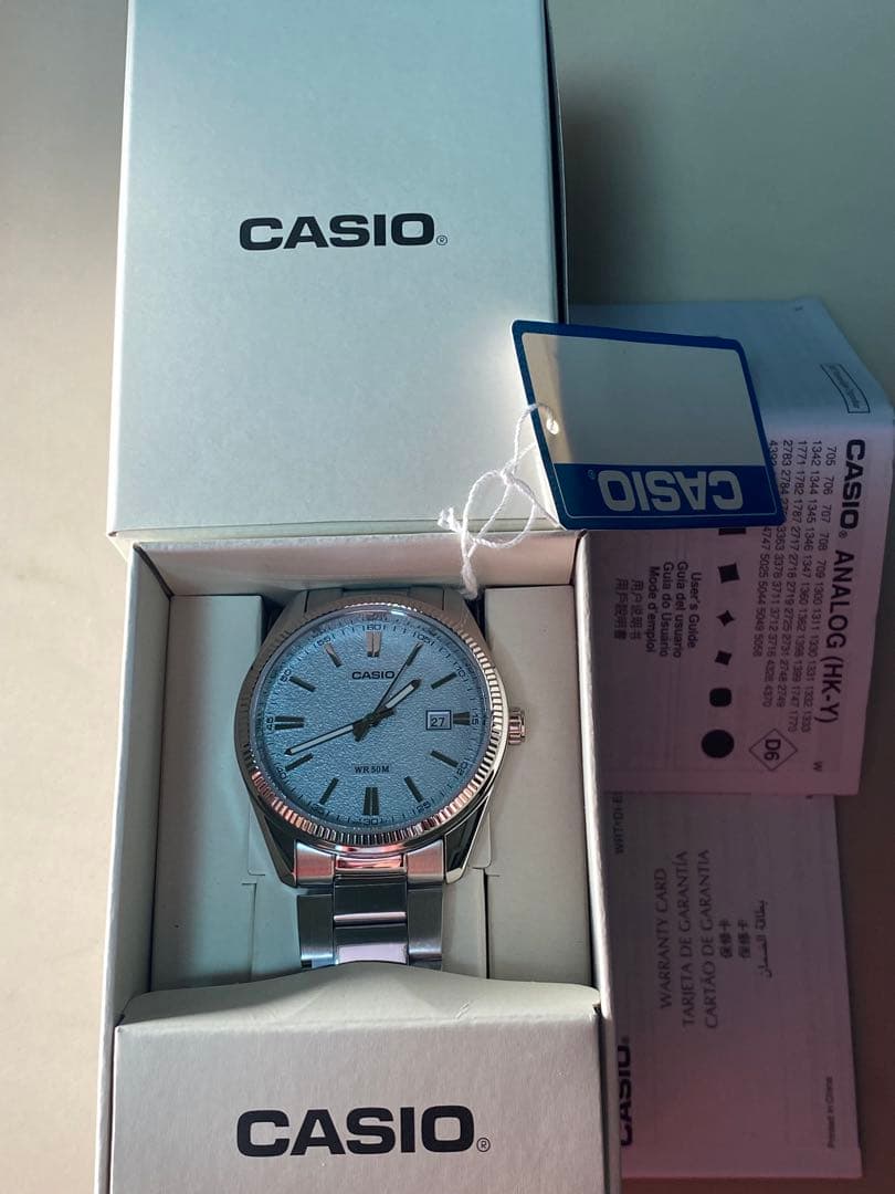 CASIO アイスブルー　メンズ