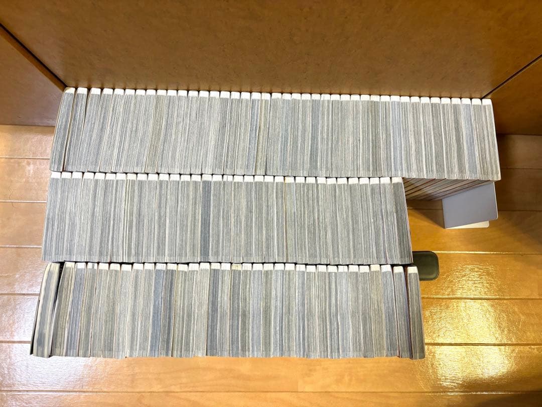 名探偵コナン1〜106巻全巻セット+SDB、100巻記念ステッカー付き