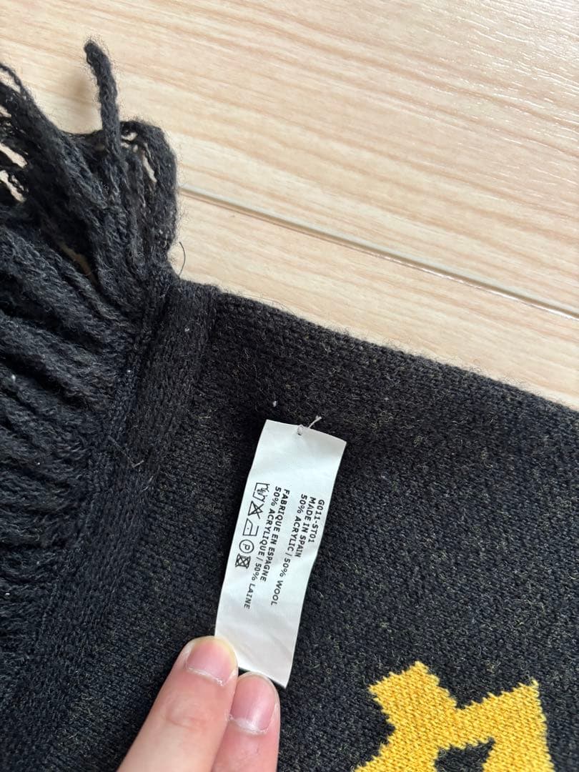 GOSHA RUBUCHINSKIYゴーシャラブチンスキー マフラー