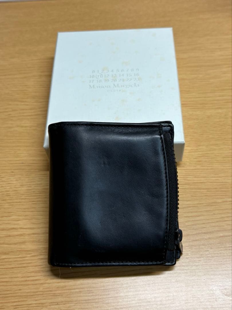 マルジェラ　2つ折りレザー財布