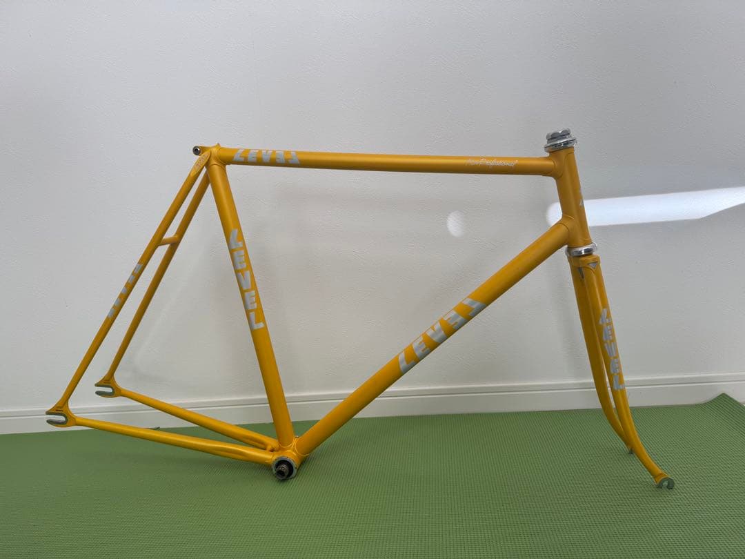 ピスト・シングルスピードフレーム