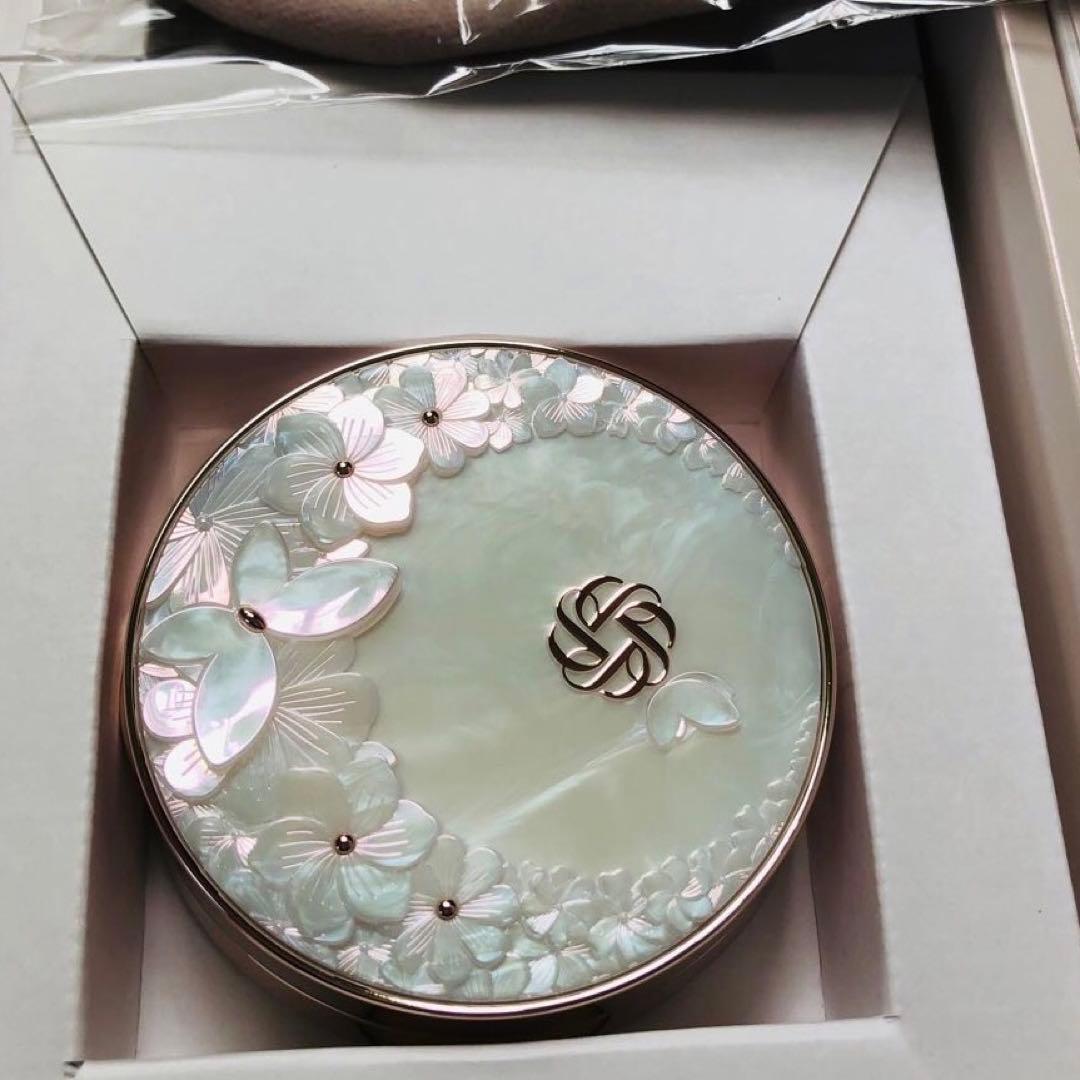 マルセル ワンダース コレクション コスメデコルテ フェイスパウダー 2024