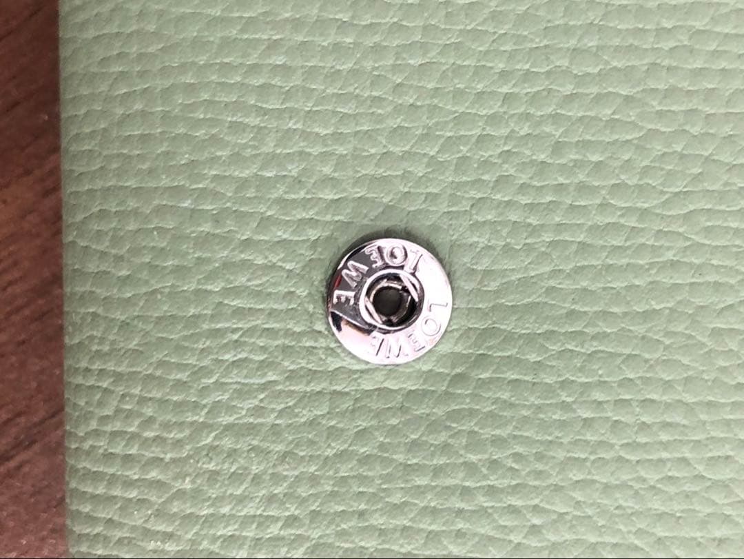 LOEWE グリーン レザー 長財布