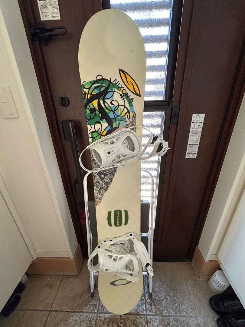NAXOMA スノーボード マルチカラー