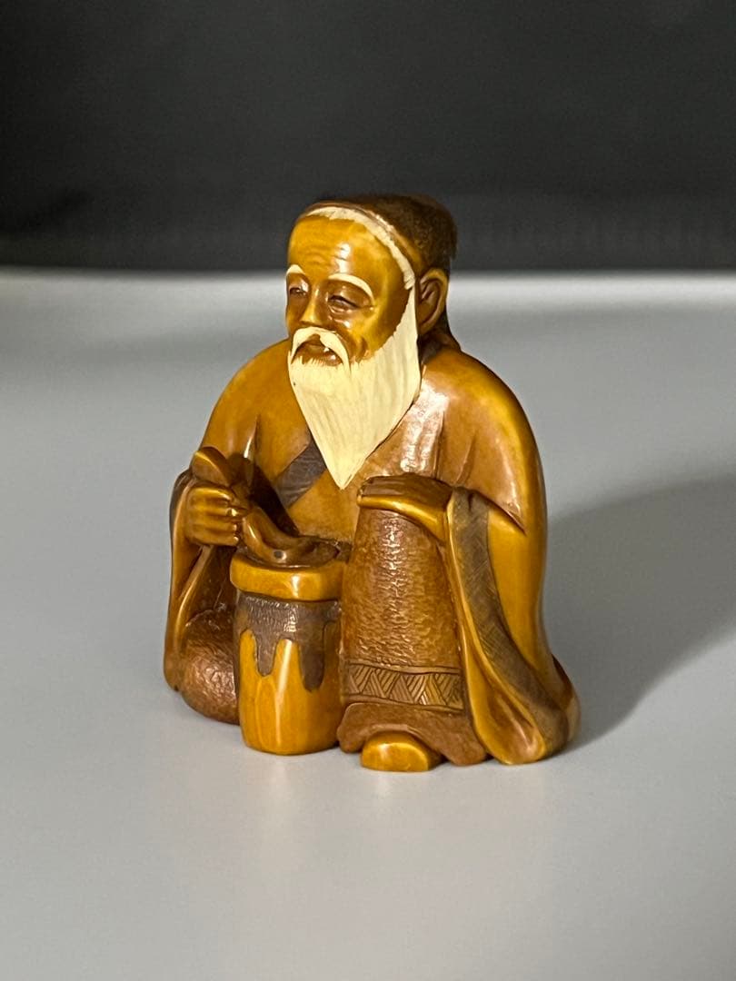 友之在銘　極上人物根付　47g