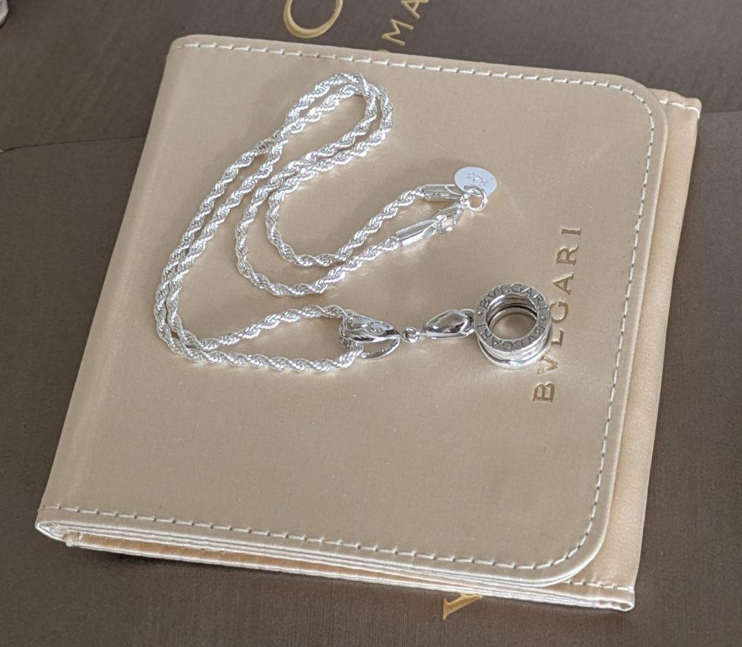 ブルガリ ビー・ゼロワン シルバー ペンダントトップ ネックレス ケース付