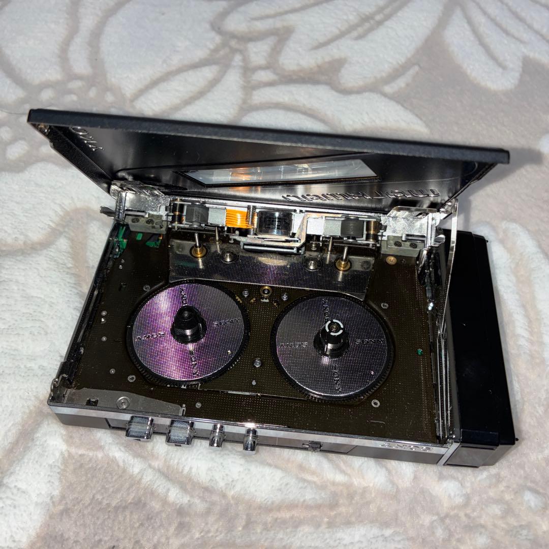 美品　WM-101 WALKMAN ポータブルカセットプレーヤー ウォークマン