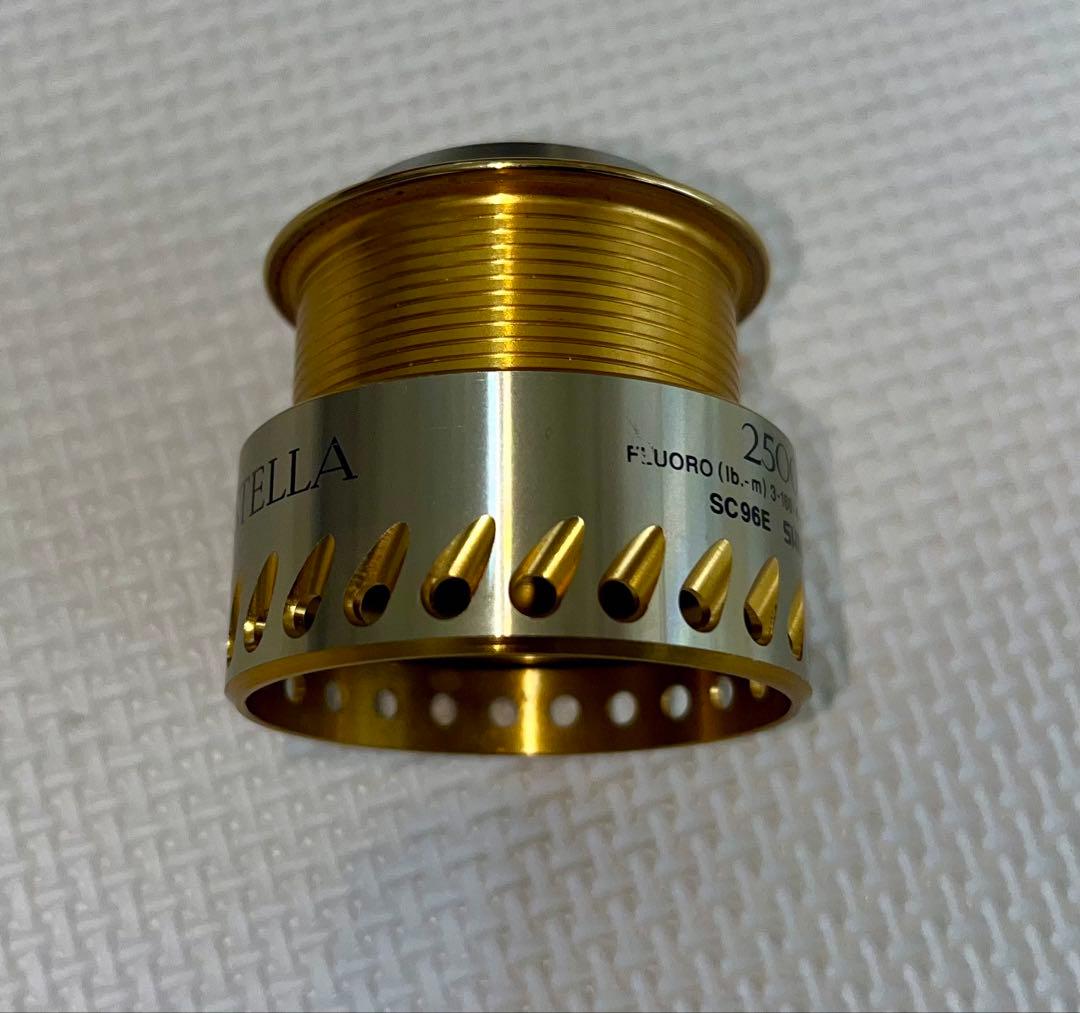 【きー】STELLA 2500S 04ステラ スピニングリール