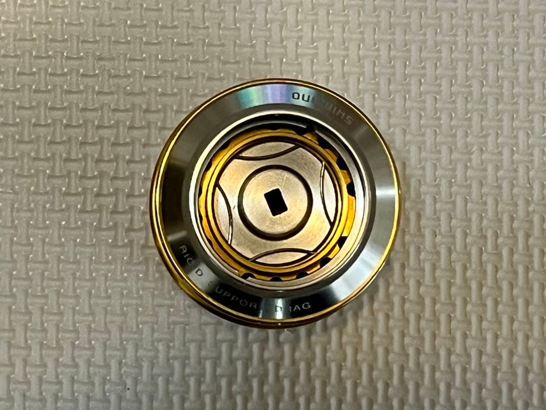 【きー】STELLA 2500S 04ステラ スピニングリール