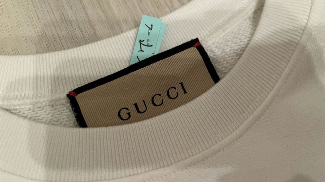 GUCCI 猫刺繍 ホワイトスウェット