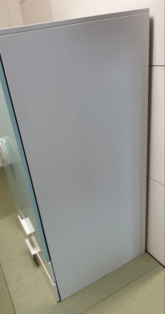 美品♪ IKEA SMASTAD スモースタード