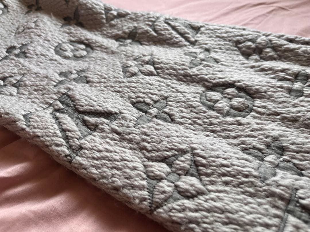 ルイヴィトン LOUIS VUITTON エシャルプロゴマニア マフラー