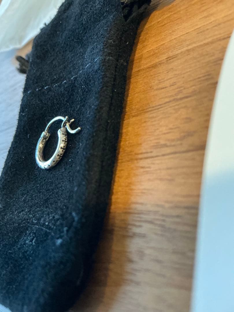 タイニーTFLフープピアス