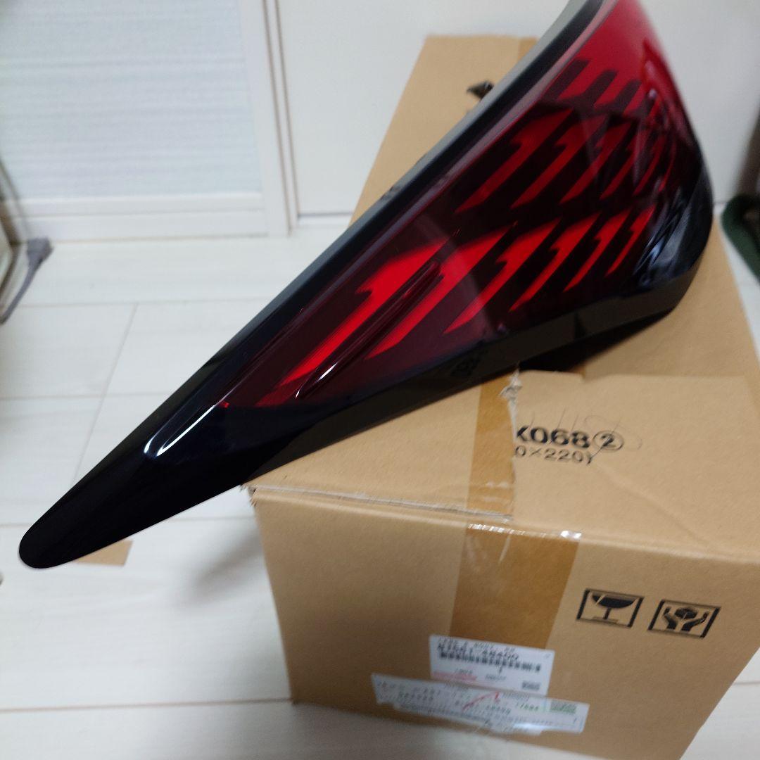 レクサス 現行型 RX500h テールレンズ テールライト ランプ外側左右セット