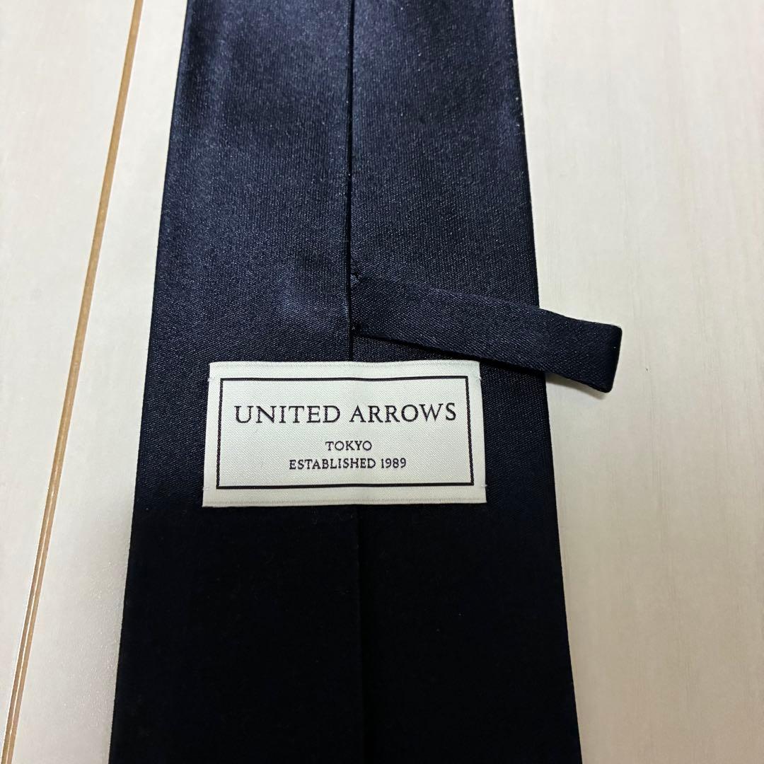 SIAMO VICINI ユナイテッドアローズ ネイビーソリッドタイ