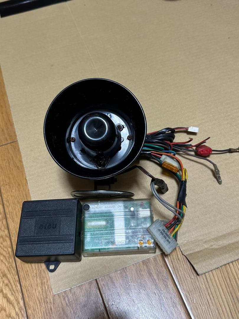 VIPER 516U ボイスモジュール本体 とフィールドセンサーのセット　確認済