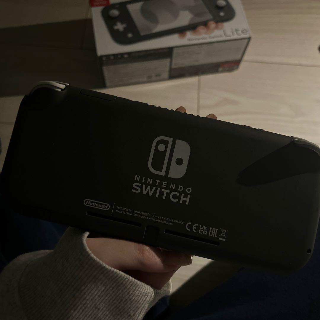 Nintendo Switch Lite 本体 グレー　スマブラ
